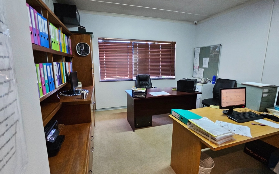 To Let 6 Bedroom Property for Rent in Potchefstroom North North West